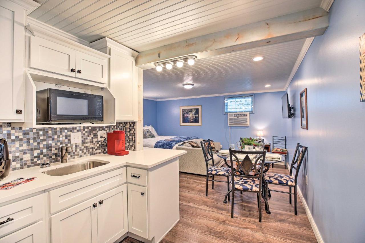Updated Williamstown Apartment With Kitchen! Екстер'єр фото