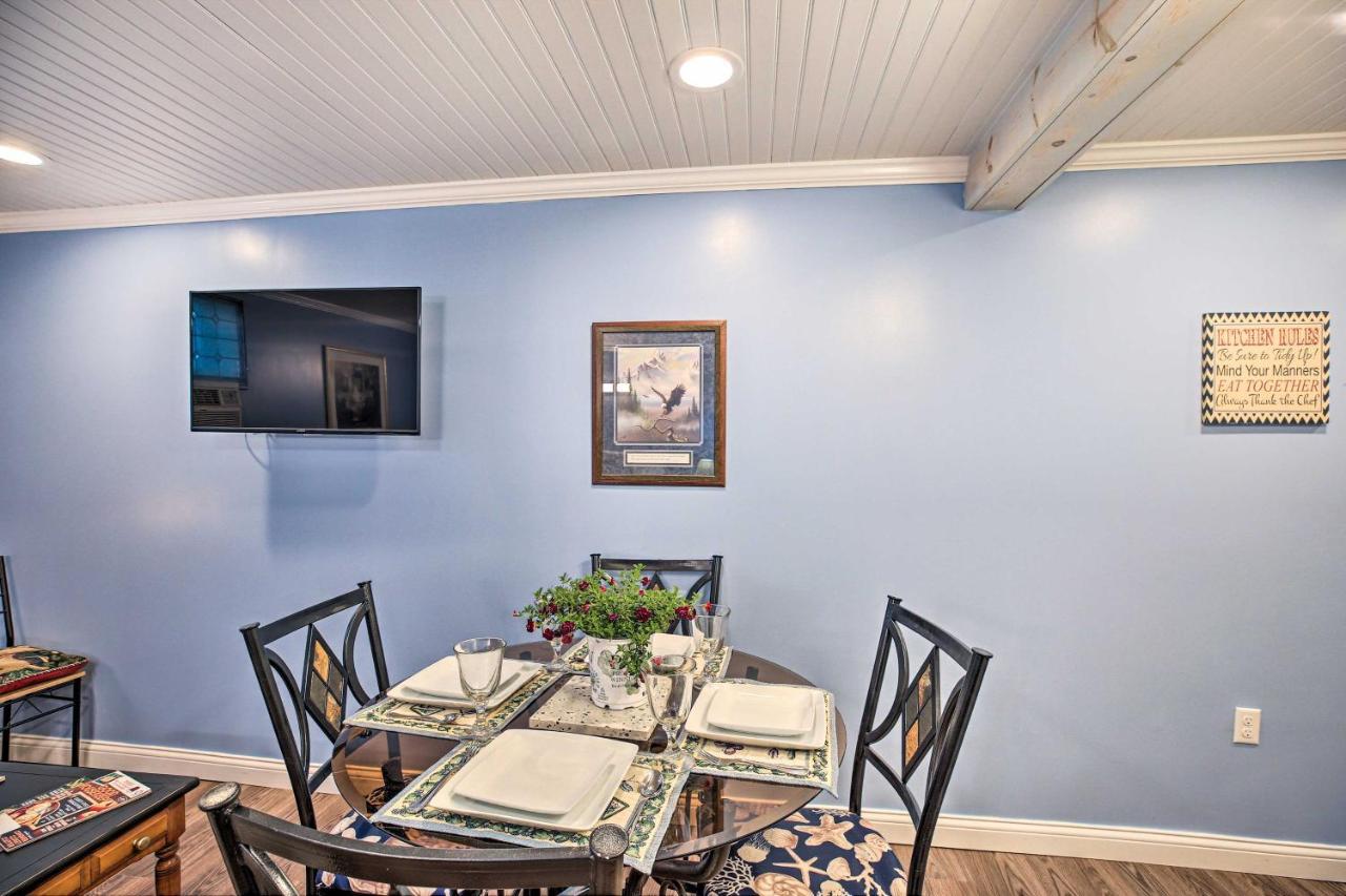Updated Williamstown Apartment With Kitchen! Екстер'єр фото