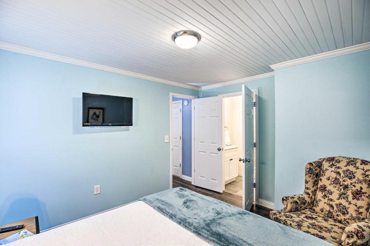 Updated Williamstown Apartment With Kitchen! Екстер'єр фото